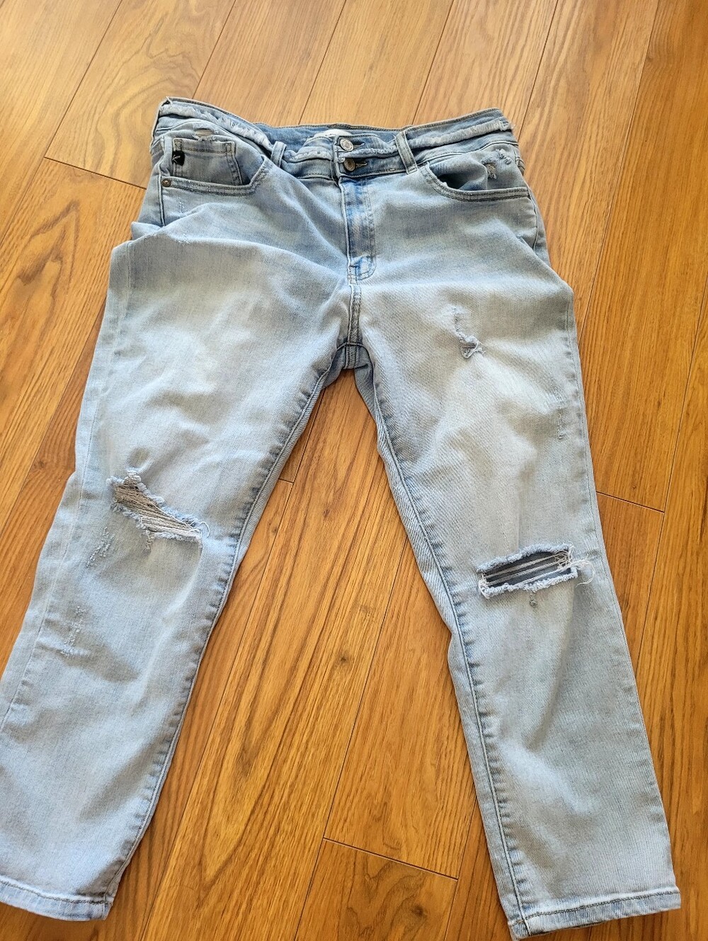 Women’s Light Blue Distressed Jeans KANCAN